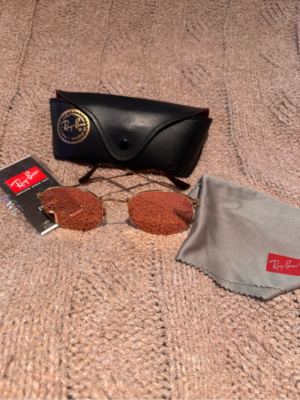 Ray-Ban Round Metal RB3447 Gold Rose Pink Sunglasses 50mm with Case